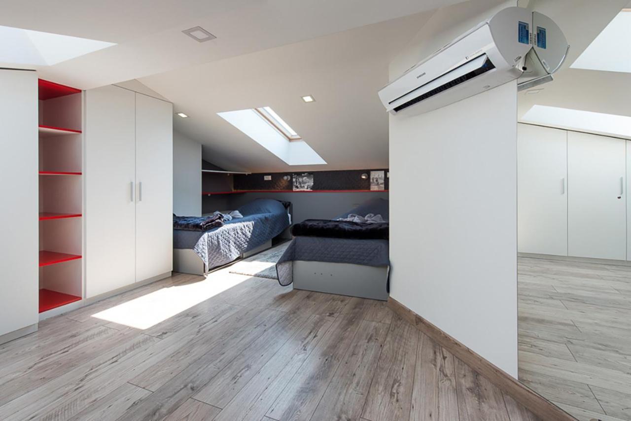 Cozy And Large 62 M2 Apartment With Air Conditioning, Old Town クラクフ エクステリア 写真